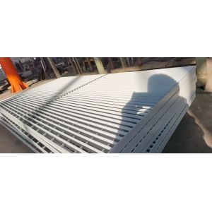 Metal 6063 Press Locked Bar Grating Smooth Surface Plug Plastic Spraying For Garden