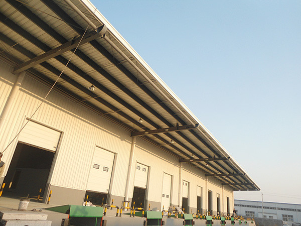 Lightweight Galvanized Steel Structure Warehouse , Modern Prefab Commercial Buildings