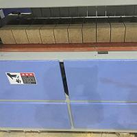 El bloque de madera automático de la plataforma consideró la cortadora