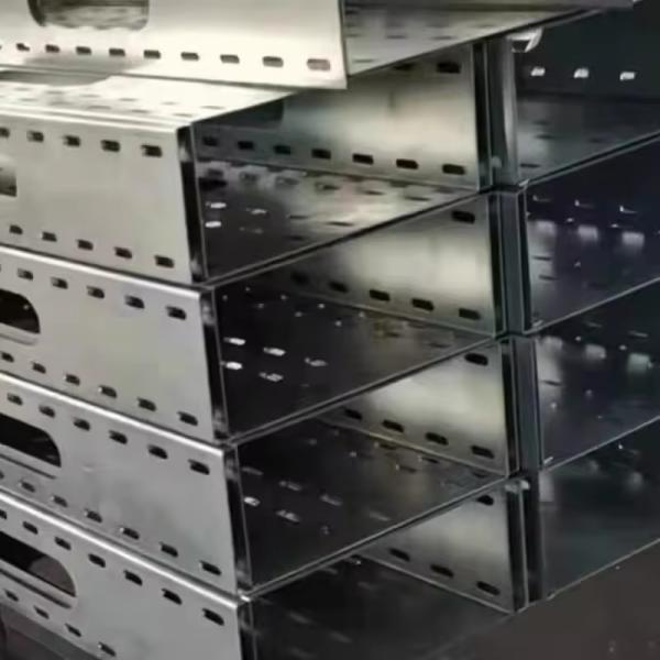 Flexible and Adjustable Hot Dip Galvanized Cable Tray Width 50mm-1000mm
