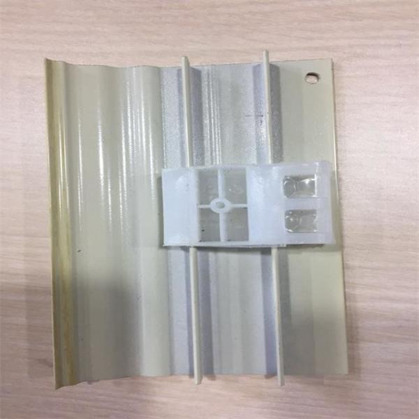Delicate Smooth Flat Wood Grain Aluminum Extrusion For Kitchen Floor