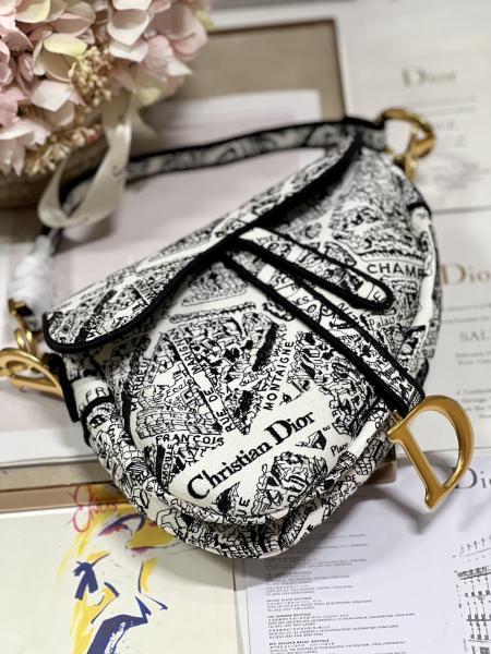 Bordado Dior Saddle Sling Bag Patchwork das mulheres 25cm com os 3 bolsos interiores