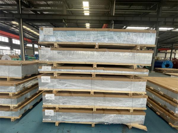 PVDF cubrió el rollo de aluminio arrolla 1100 0.2-2m m para Etc. Surface Material