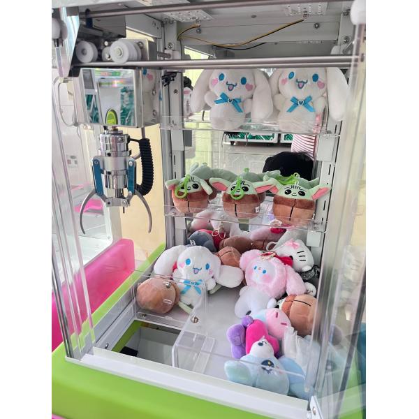 Wholesale Cheap Coin Operated Colorful Plastic Toys Candy Super Tank Toy Gift Dolls Grabber Mega Crane Mini Claw Machine Toys