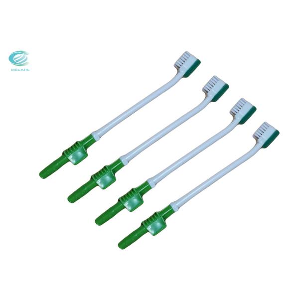 Устранимая губка всасывания пены чистит устную очищая ручку щеткой губки медицинскую