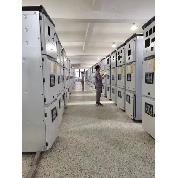 Metal Armored High Voltage Switchgear Fully Removable Al Zn Coated Steel Constructed