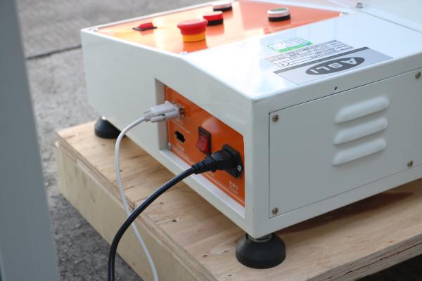 2KN/200kgs Micro - Computer Tensile Testing Machine For Rubber And Plastic Testing Instrument