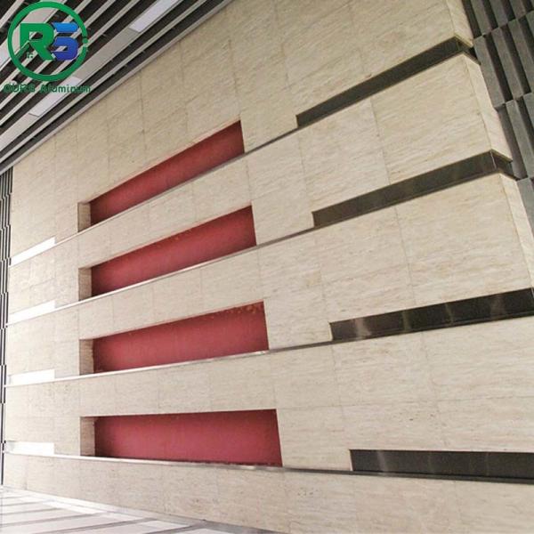 Painéis de parede de mármore de revestimento exteriores do alumínio 3D da grão de PVDF para balcões dos aeroportos