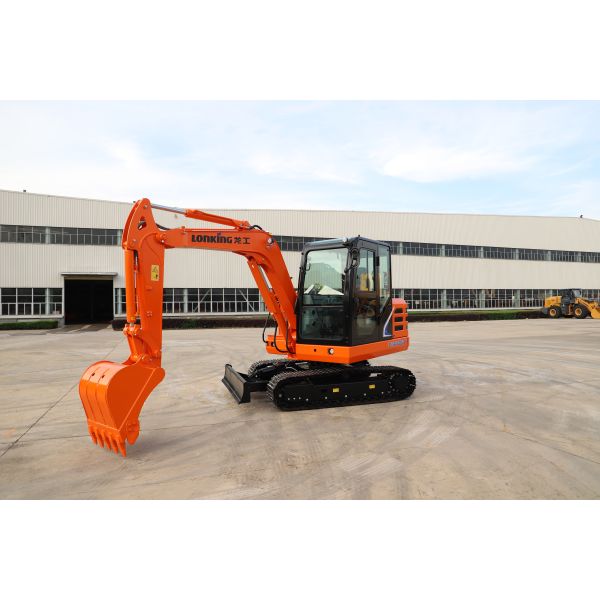 6 Ton Hydraulic Crawler Excavator with 15.4kw/2400rpm Power and 5900*2000*2600 mm Specification