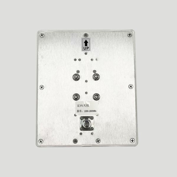 1.2G  1200-130M 8dbi Directional Panel Antenna for Unmanned Aerial Vehicle 218*180*45mm