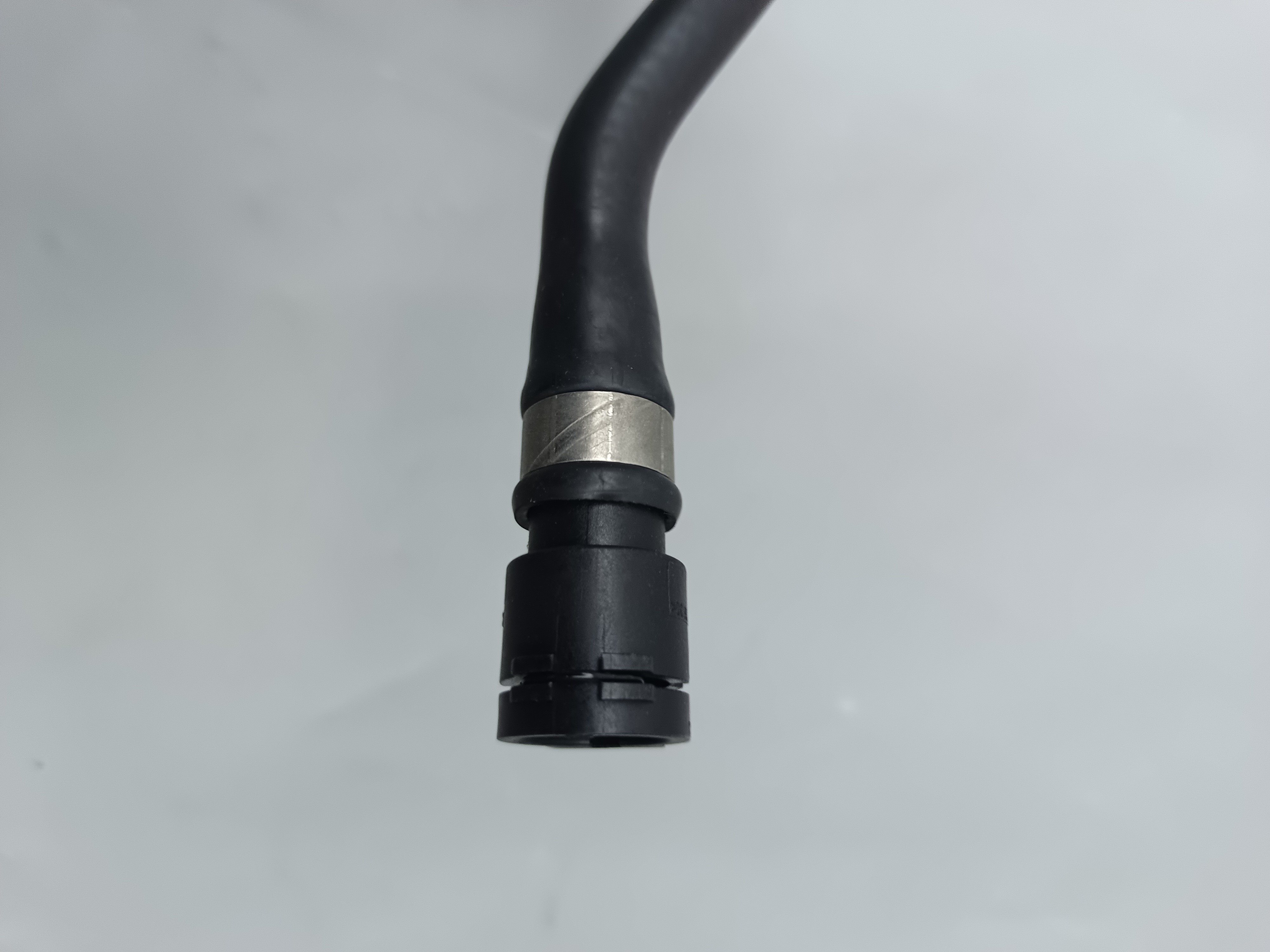 Best-selling radiator hose 1712 7565 092 for N43/N45/N46