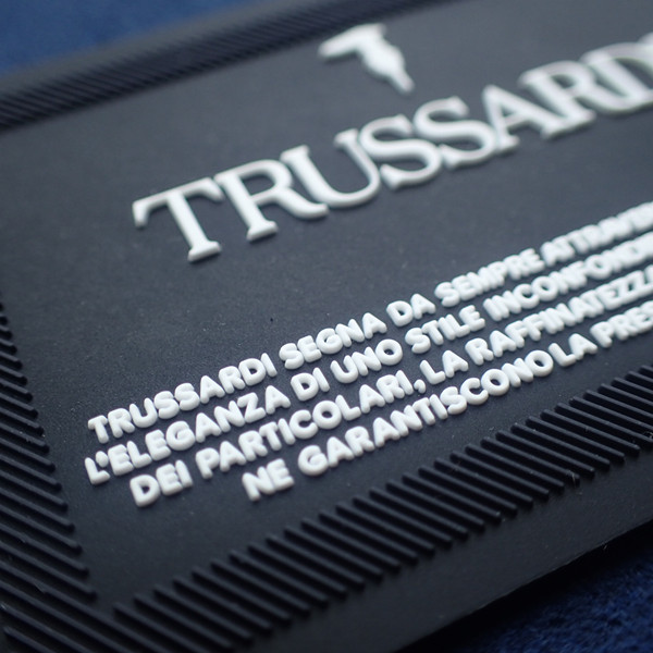 Подгонянные ярлыки одежды PVC одежды мягкие резиновые