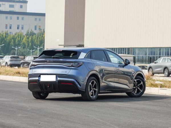 2025 BYD Seal 06GT, com alcance de 505 km-605 km. A nova plataforma eletrônica da BYD 3.0 Evo。
