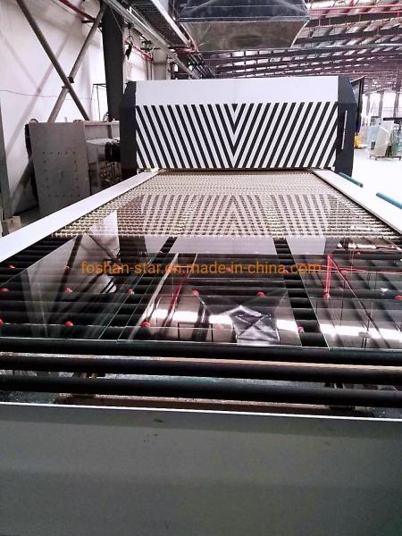 Machine de trempage en verre plat et pliable avec installation sur place ou assistance à distance