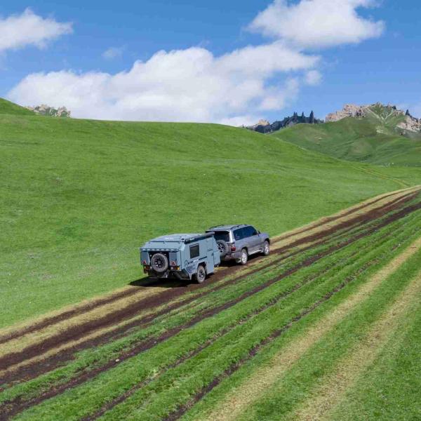 Adventurer 4x4 Off Road Camper Trailers NJSTAR 4 Season Off Grid Travel Trailer