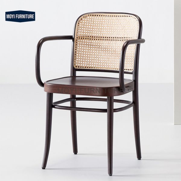 Wholesale High Quality Wood Bar Stool for Restaurant Kitchen Solid Wood Dining Room Chair