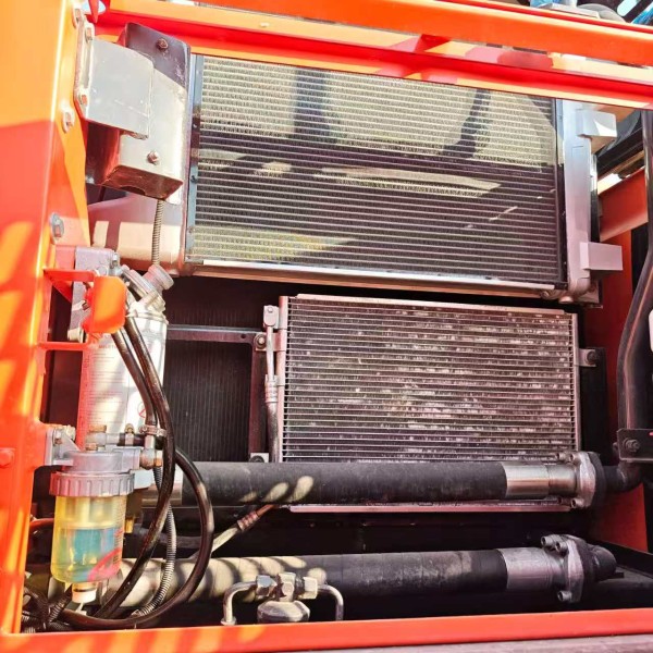 136KW Used Earth Moving Equipment Hydraulic Doosan DX300LCA Excavator