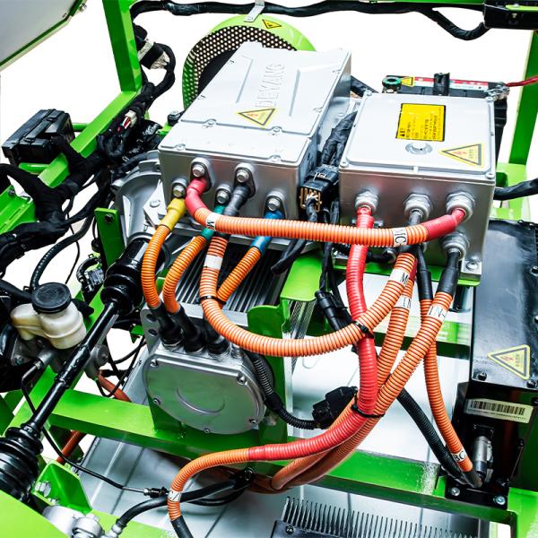 Equipo de entrenamiento de conducción eléctrica para vehículos de nueva energía