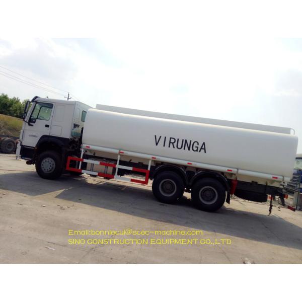 Custom Liquid Tanker Truck 18000 Liters Oil Tanker Vehicle Sinotruk HOWO 6x4