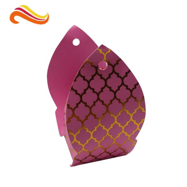 Towel Shape Wedding Favors Packaging Paper Box , Chocolate Gift Boxes Beautiful