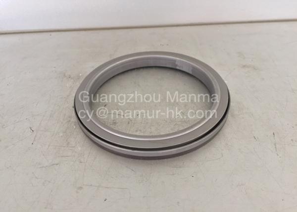 8-97071561-1 Crankshaft Oil Seal ISUZU 4JB1 4JH1 Rear Crank Oil Seal