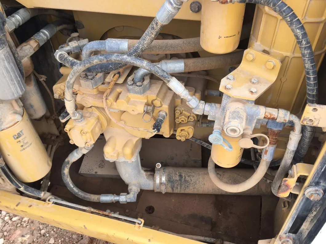 Original Second Hand Used Caterpillar 320d2 320d2l Cat320d Digger Excavator for Sale