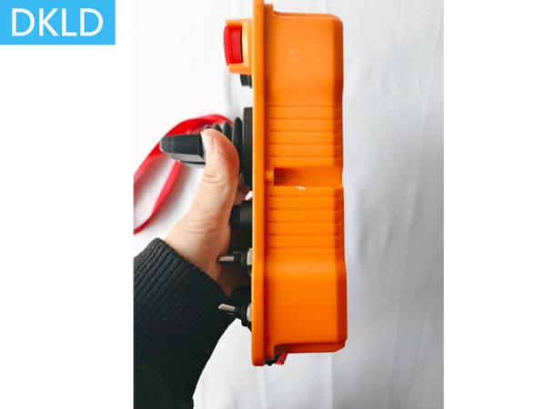 250 Meter High-Altitude Operation Equipment Handheld Dual Joystick Industrial Wireless Remote Control