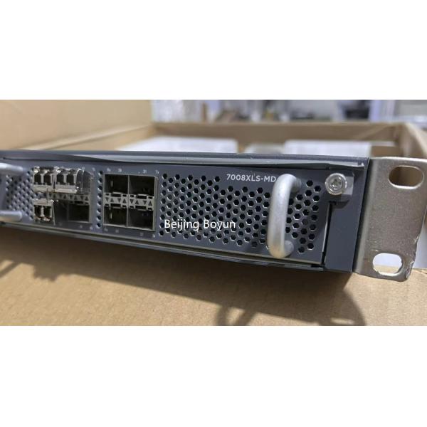 7008XLS 8港が付いているAvaya VSP 7024XT 24の港のイーサネット スイッチ10GBASE-SFP+