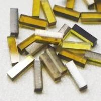 Des logs de diamants simples. Des diamants synthétiques à cristaux simples. Des diamants de laboratoire pour des applications industrielles.