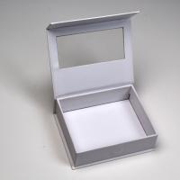 Caja de embalaje de ventana personalizada con logotipo personalizado para paleta de sombras de ojos