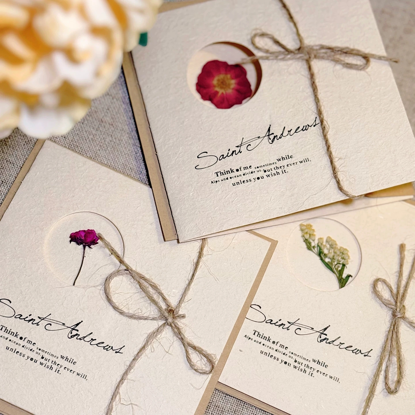 Handmade Dried Flower Greeting Cards With Jute Twine Bow For Wedding Invitations