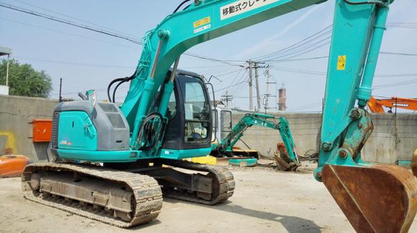 Japanese used kobelco sk135sr crawler excavator for sale