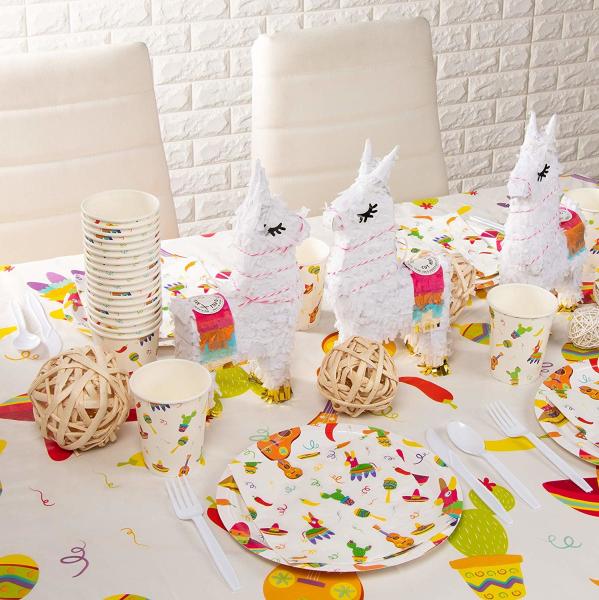 Premium Disposable Plastic Tablecloths , PE Plastic 54 X 108 Tablecloth