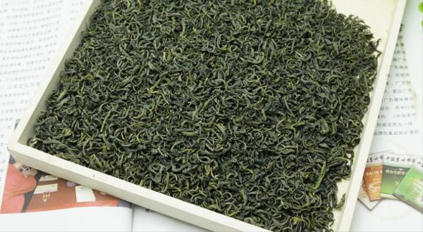 Fragrant green tea material benefit fragrant tea cloud mist high mountain tea songyang rizhao green tea