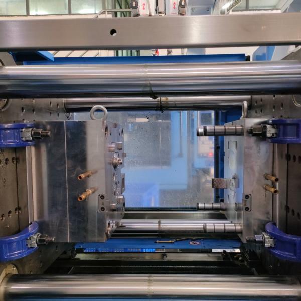 Изготовленный на заказ делая 2 снятый микро- инжекционный метод литья с холодным бегуном