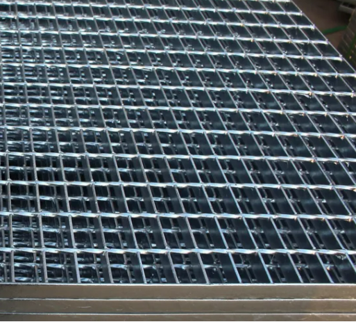 Hot-Dip Galvanized Steel Bar Grating with High Strength and Light Structure for Industrial Walkways