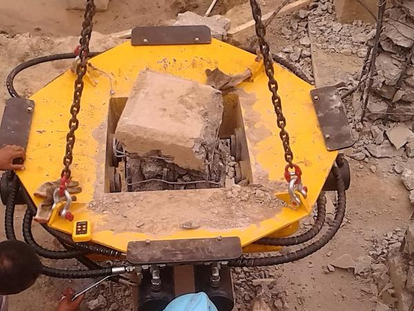 400mm 280Kn Hydraulic Pile Breaker Square Concrete 0.8t