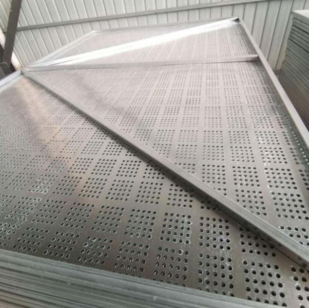 Heavy Duty Perforated Wire Mesh Panel For Equipment Guard And Screening