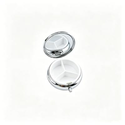 Round or square metal pillbox, small women's pillbox with mirror, portable mini metal pillbox, suitable for carrying vitamins and medicines on daily travel.