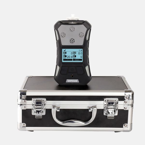SKY3000 Sentinel – Rugged Pumped 4-Gas Detector (O2/CO/H2S/LEL) for Confined Space & Hazardous Zones