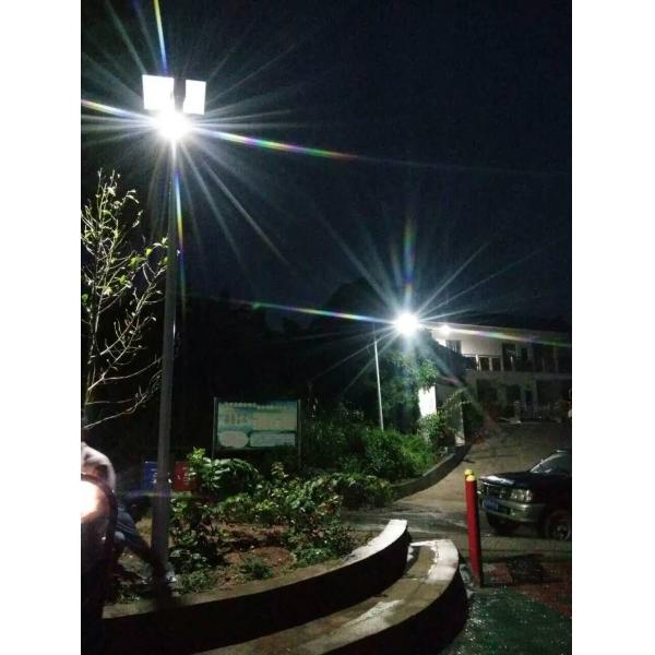 IP65 Intelligent Solar Street Light , LED / Solar Powered Road Lights With 1800 Lumens