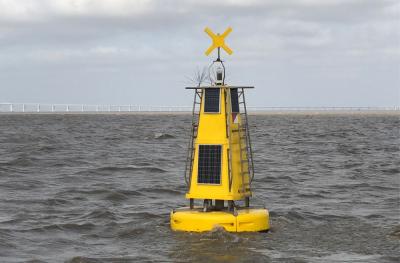 Indicative Floating Polyethylene Or Steel Marine Navigation Buoys UV Resistant