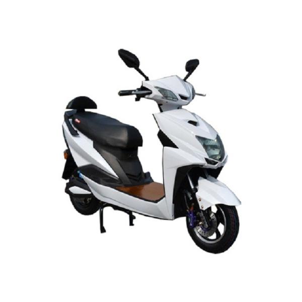 Anti Skid Tire Electric Motorcycle Scooter Moped Low Power Consumption 45km / H Max Speed