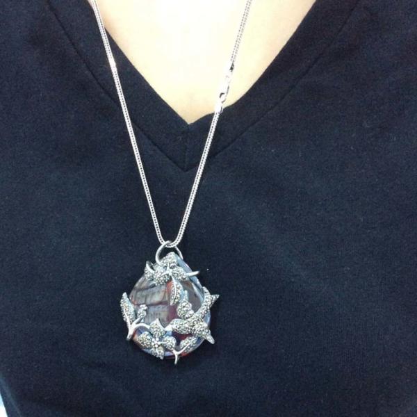 Sterling Silver Vintage Red Agate Marcasite Charm Pendant Necklace (N808070)