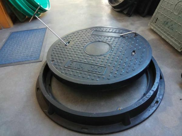 High Load Capacity Sealed GRP Manhole Cover for Bidding