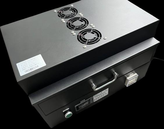 Forneau de durcissement à haute puissance à UV à LED 200*200 mm Chambre d'irradiation UV à utiliser dans le laboratoire de durcissement à l'encre de colle