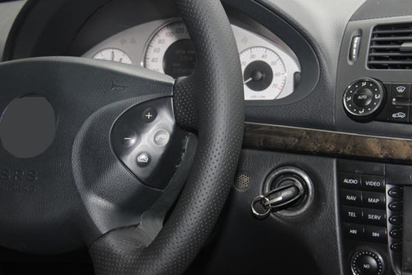 Mercedes Benz W210 E240 E63 E320 E280 Steering Wheel Cover in Black Artificial Leather
