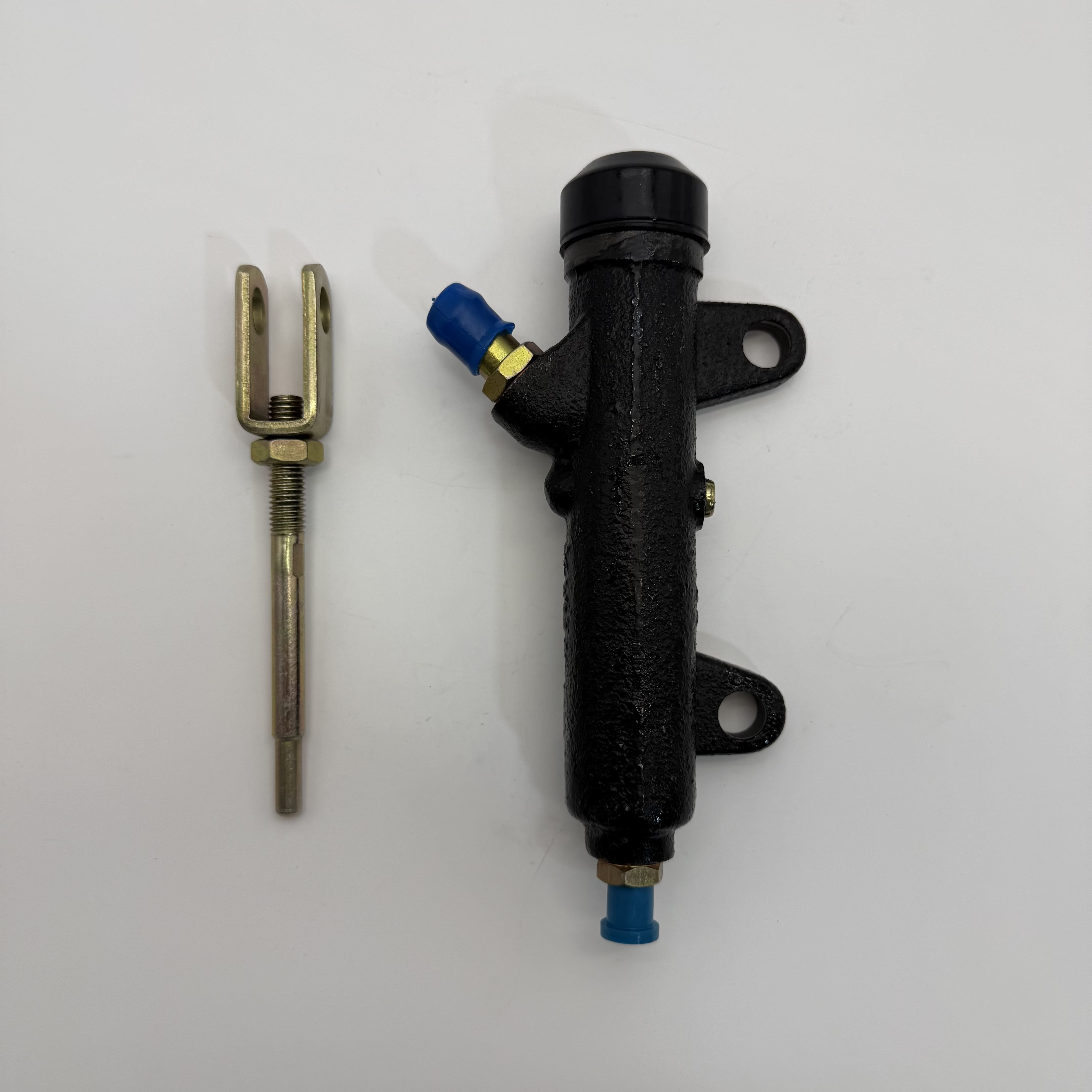 Bus Clutch Master Cylinder for Yutong, Kinglong, Youngman Neoplan, Dongfeng Medium and Large Passenger Coaches
