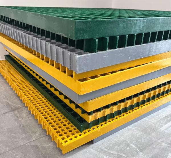 40*40*30mm Solar roof top panel mesh pedestrian walkway fiberglass grating FRP solar walkway