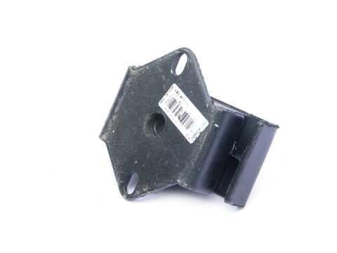 21811-Y3160 Front Engine Mount Bracket Assembly M14 105MM Jac Autopart